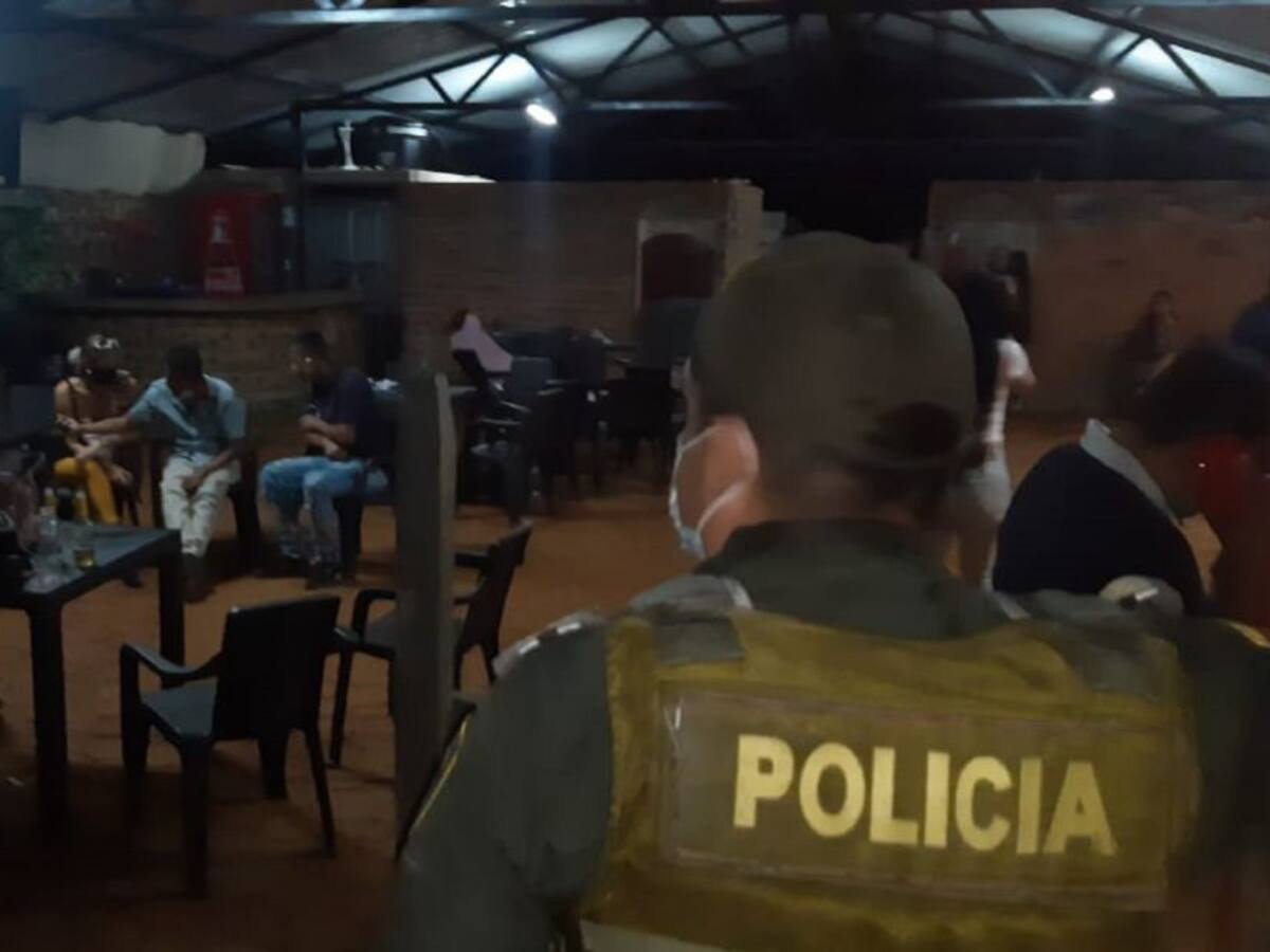 Más de 30 personas fueron sorprendidas en una fiesta clandestina en Ibagué