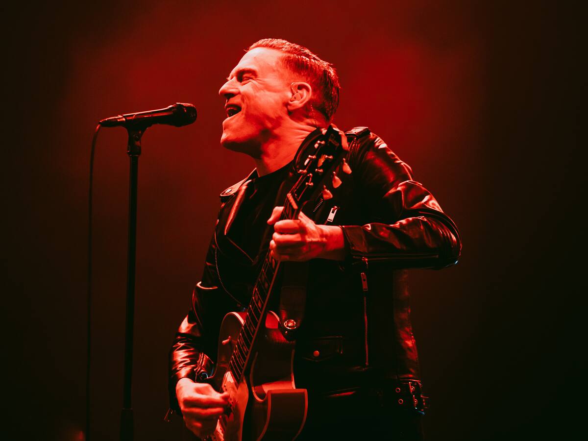 Bryan Adams habló en La W sobre su nuevo sencillo ‘Roll with the Punches’ y su trayectoria artística