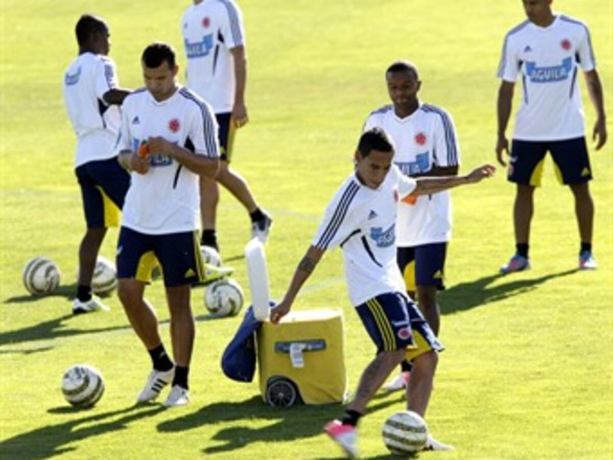 Colombia trabajó defensa y ataque por separado