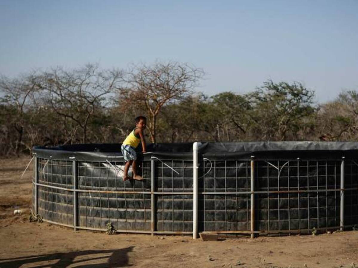 Autoridades wayúu llegan a Bogotá buscando solución a situación de la niñez