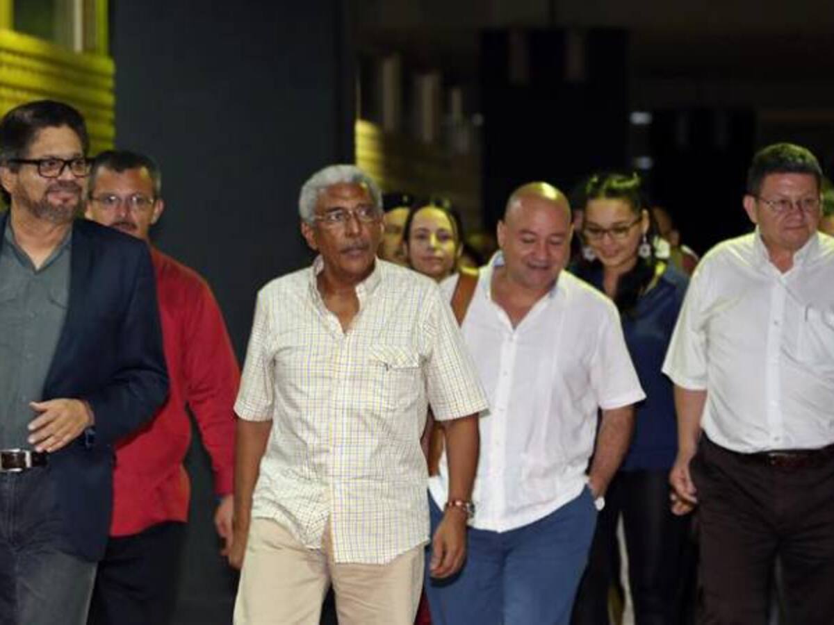 Iglesia califica como positiva pedagogía con las Farc para explicar los diálogos de paz