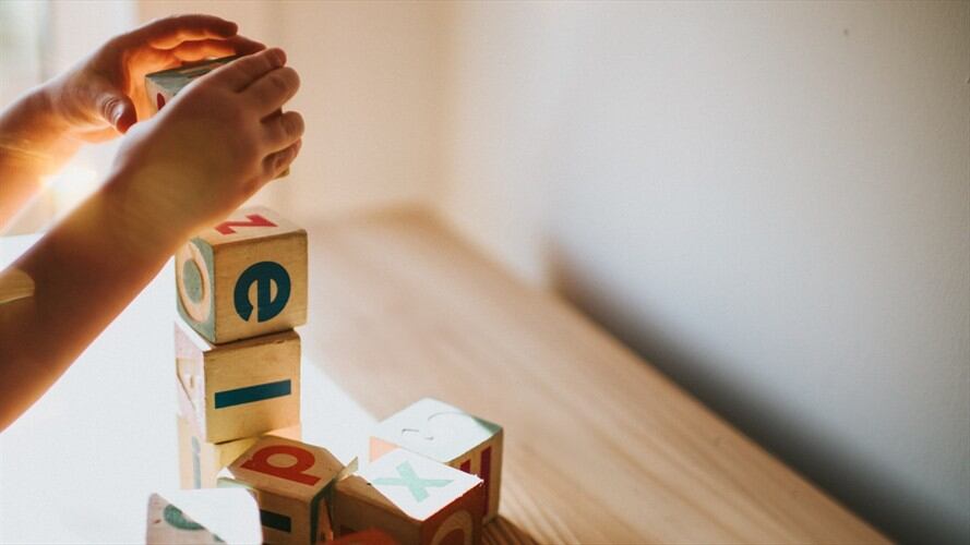 Esta fecha tiene como fin promover el bienestar de los menores y evaluar qué tanto se están salvaguardando los derechos de la infancia. Foto: Getty Images