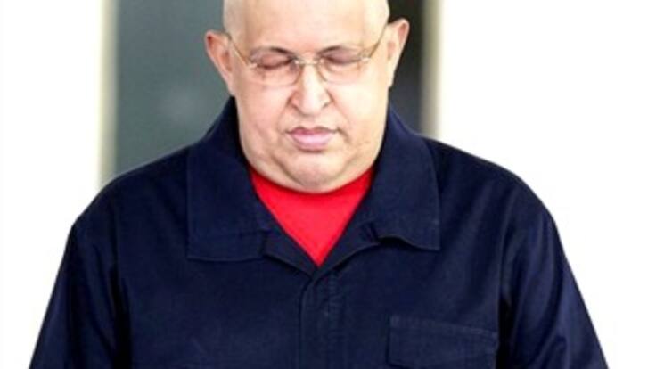 Por complicaciones médicas Chávez no podría posesionar el 10 de enero: oncólogo