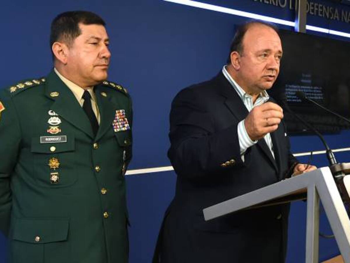 Farc sigue extorsionando y sembrando minas: MinDefensa