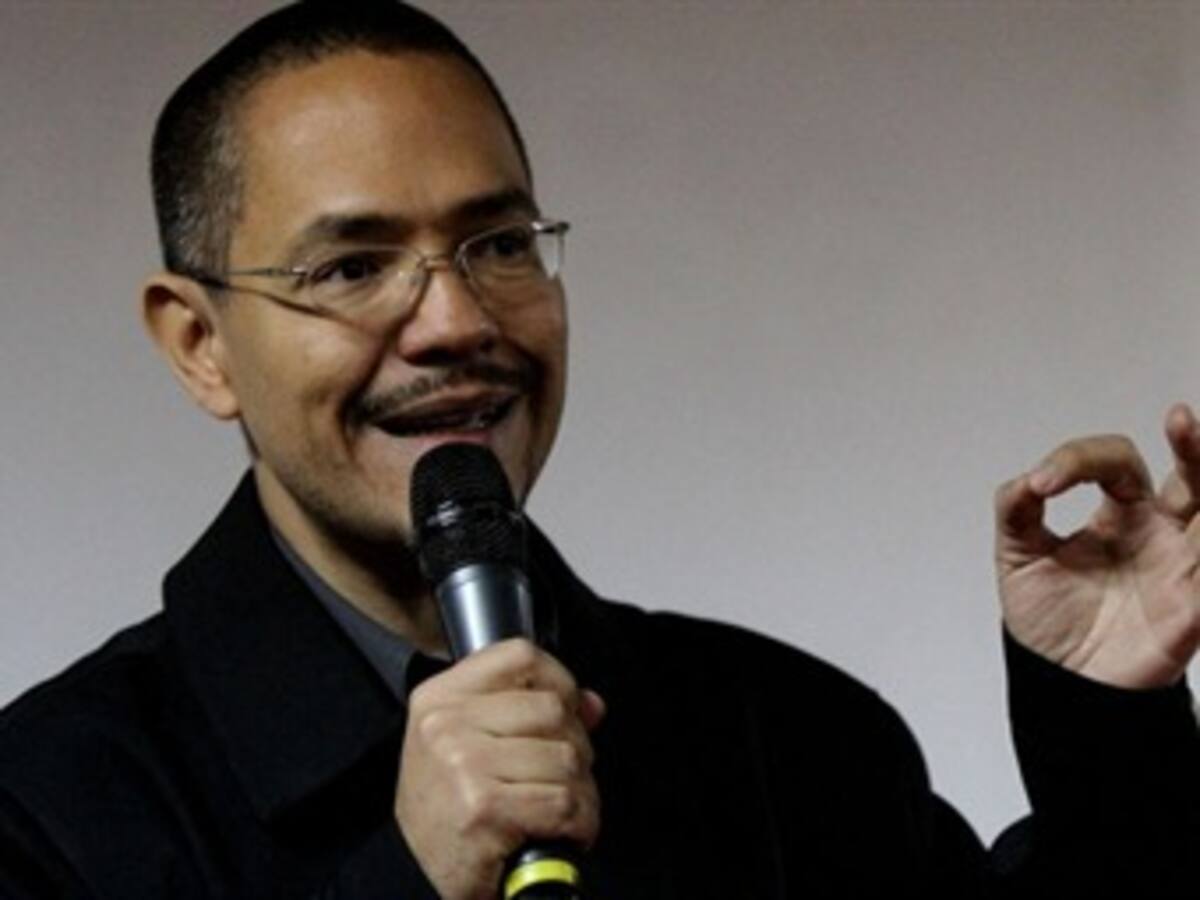 Ministro Villegas dice que regreso de Chávez es derrota de "voces agoreras"