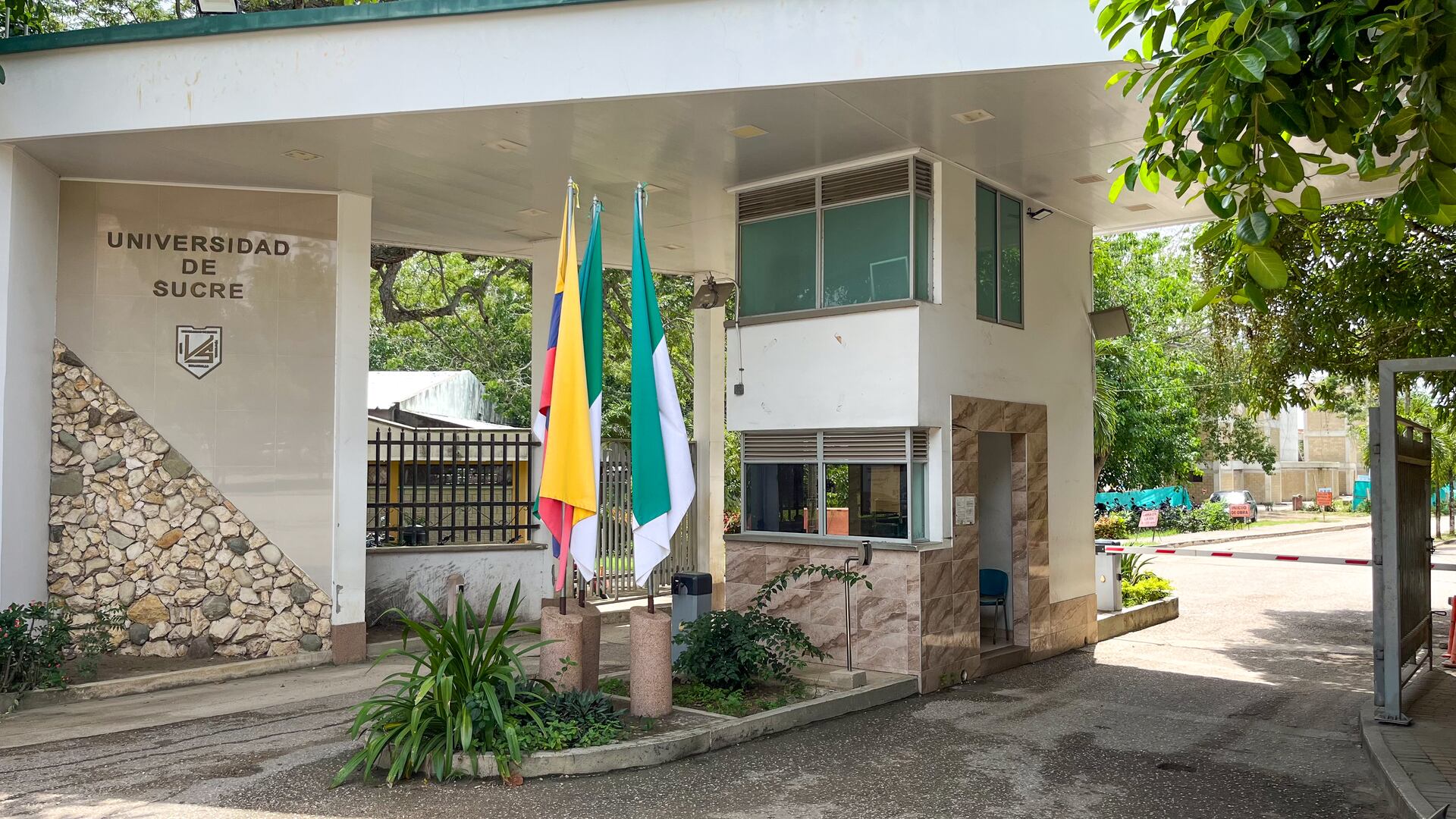 En la Universidad de Sucre, docentes de planta están en asamblea permanente. 