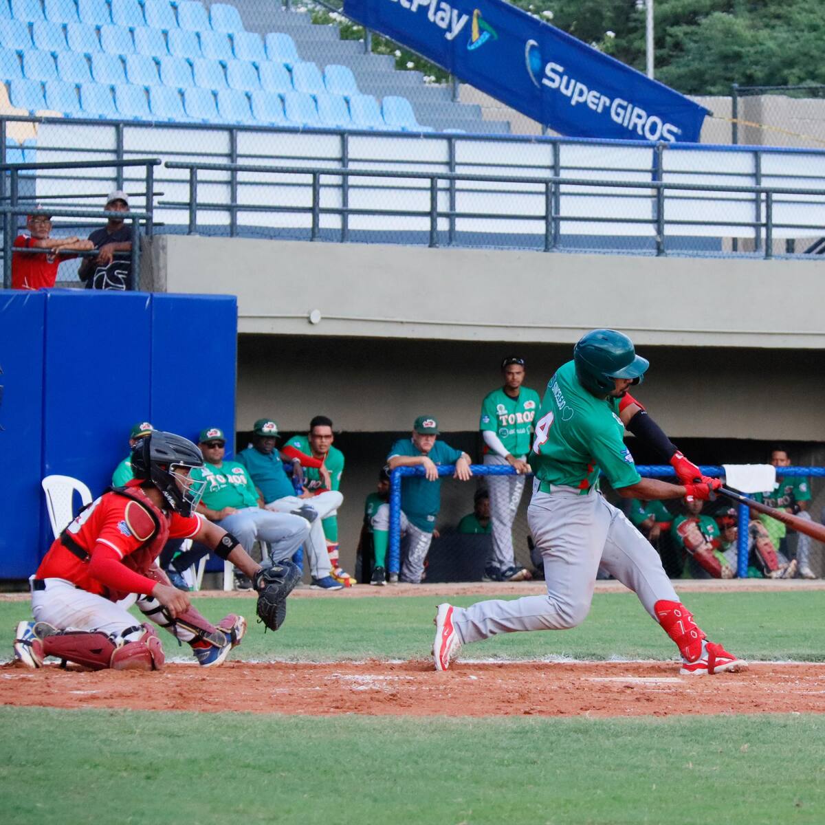 Los Toros de Sincelejo 'cornearon' a los Tigres de Cartagena en el béisbol profesional