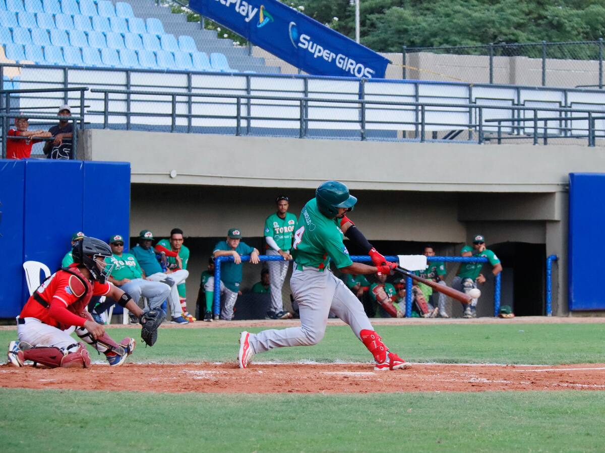 Los Toros de Sincelejo 'cornearon' a los Tigres de Cartagena en el béisbol profesional