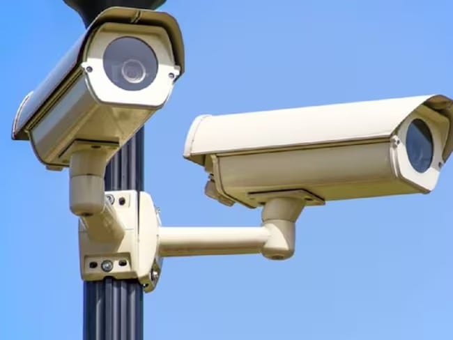 Cali acelera instalación de nuevas cámaras de  fotodetección.