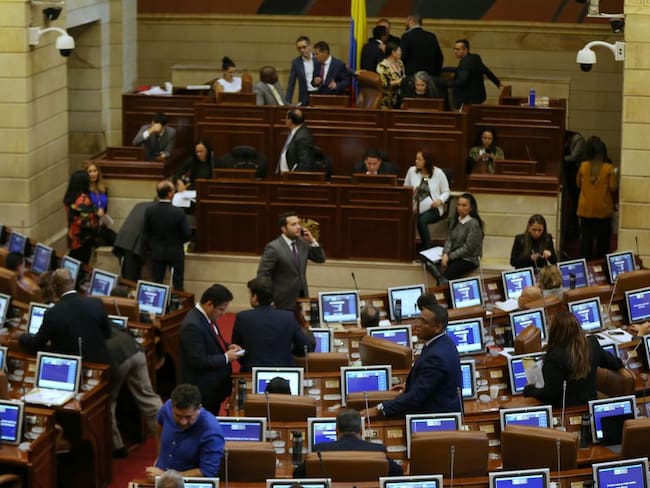 Cámara aplazó debate de proyecto anticorrupción de conflicto de intereses
