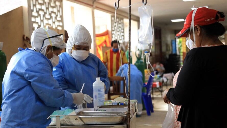 A pesar de haber sido el primer país latinoamericano en tomar medidas contra el coronavirus, Perú superó los 50 mil contagiados y 3 mil muertos en los primeres emses de pandemia.    Foto: Getty Images