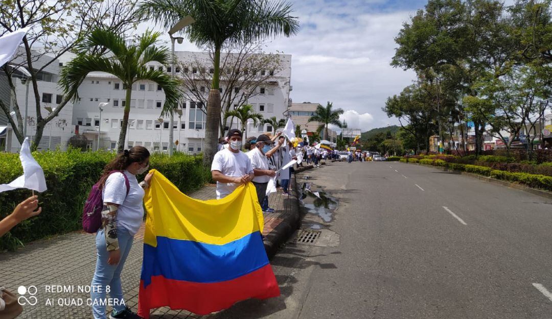 La cadena humana la hicieron en la calle 60.