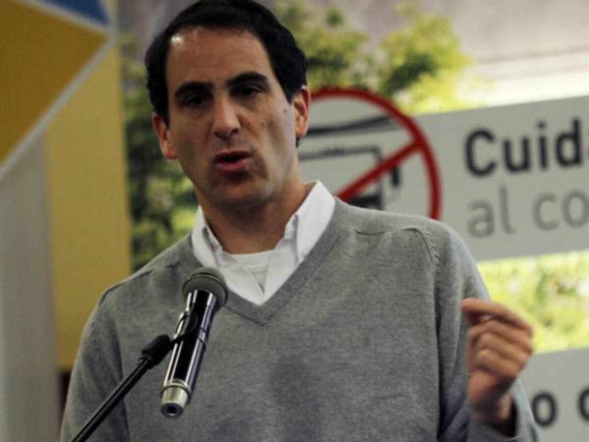 MinMinas reconoce que sistema energético está apretado, pero descarta recortes