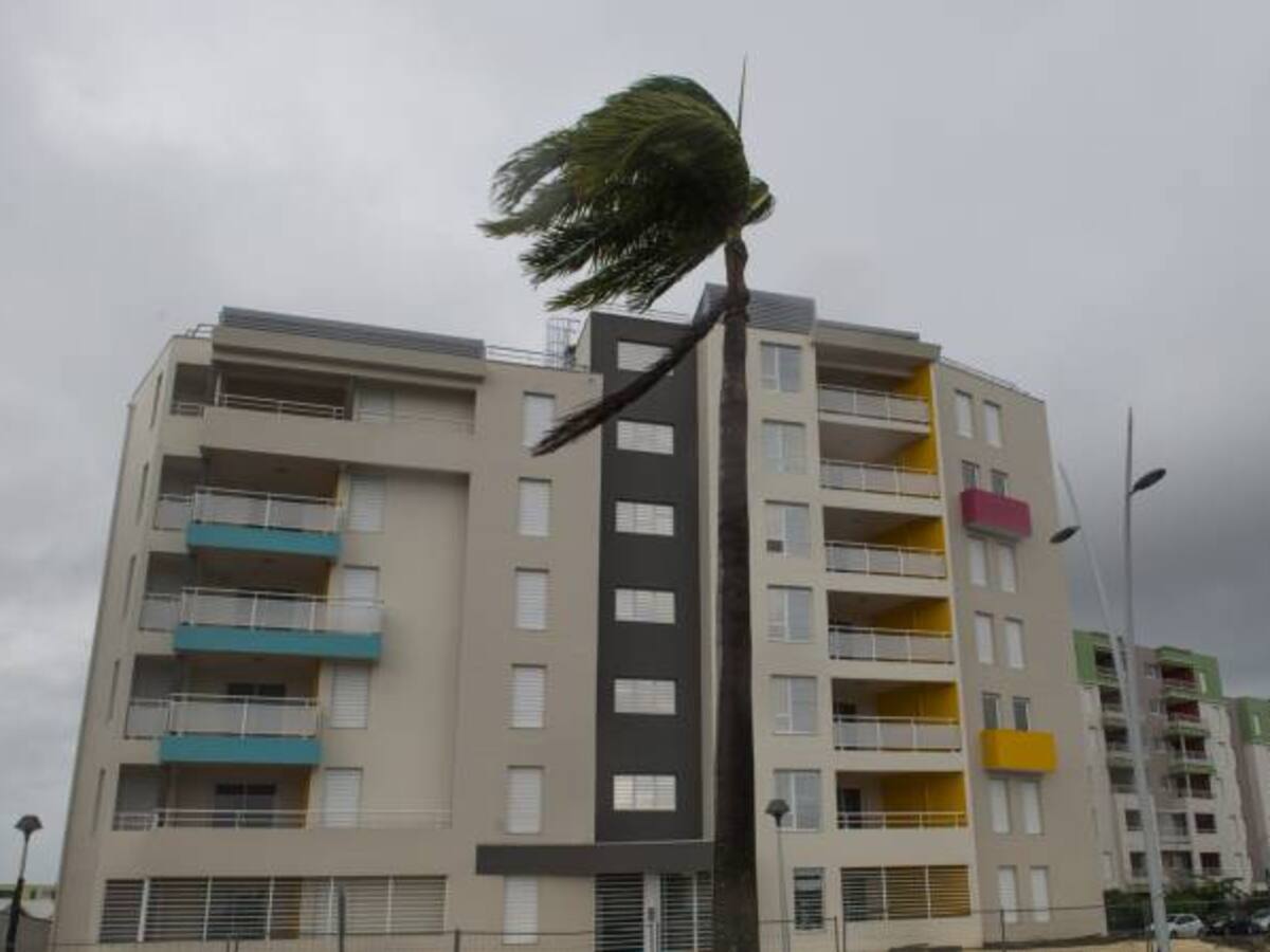 Vientos de Irma comienzan a sentirse en Puerto Rico