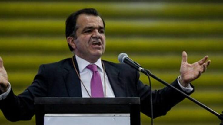 Por enfermedad de candidato no hubo el "pulso 6AM" entre Santos y Zuluaga