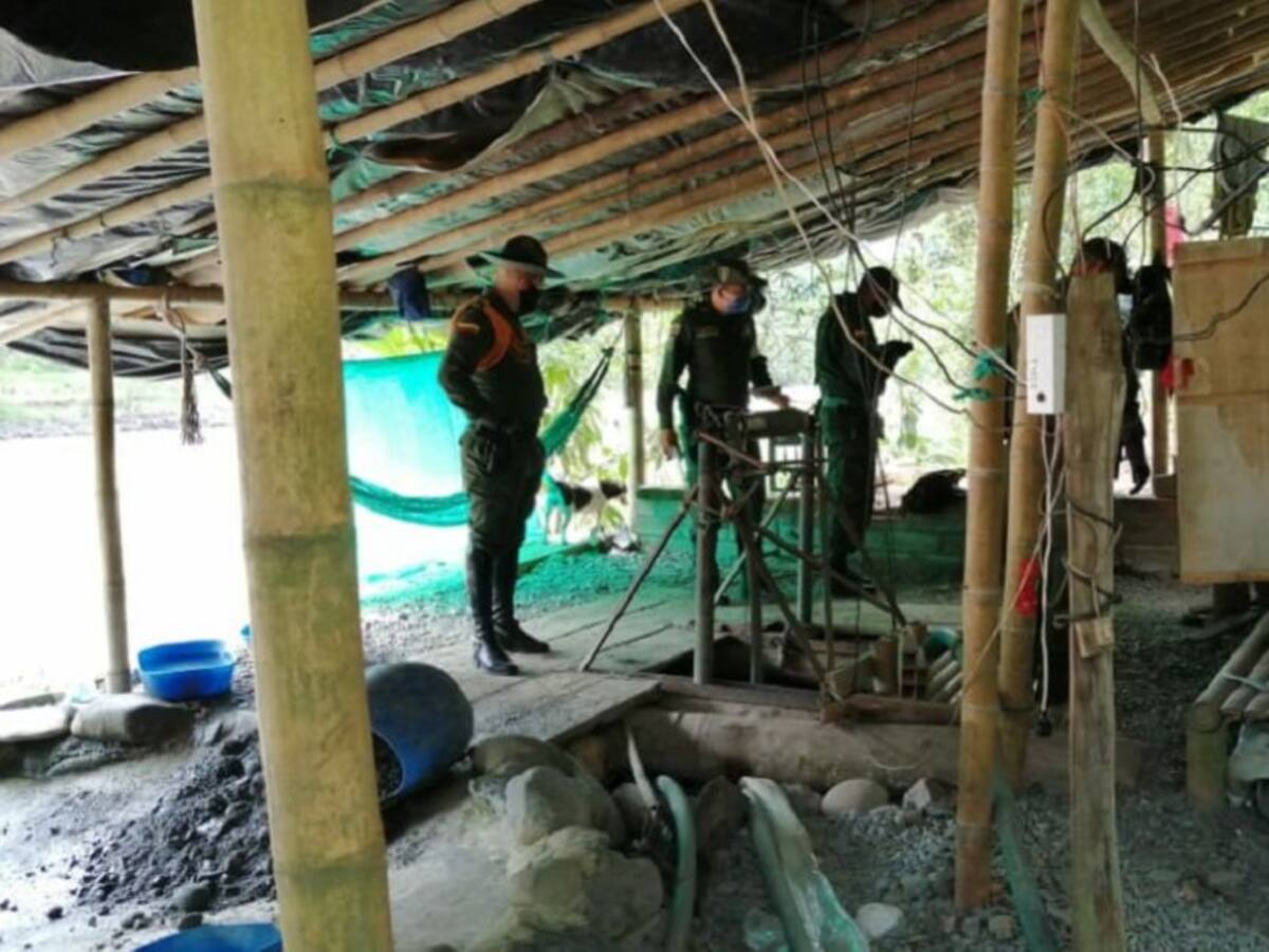43 comparendos fueron impuestos minería ilegal en Caldas