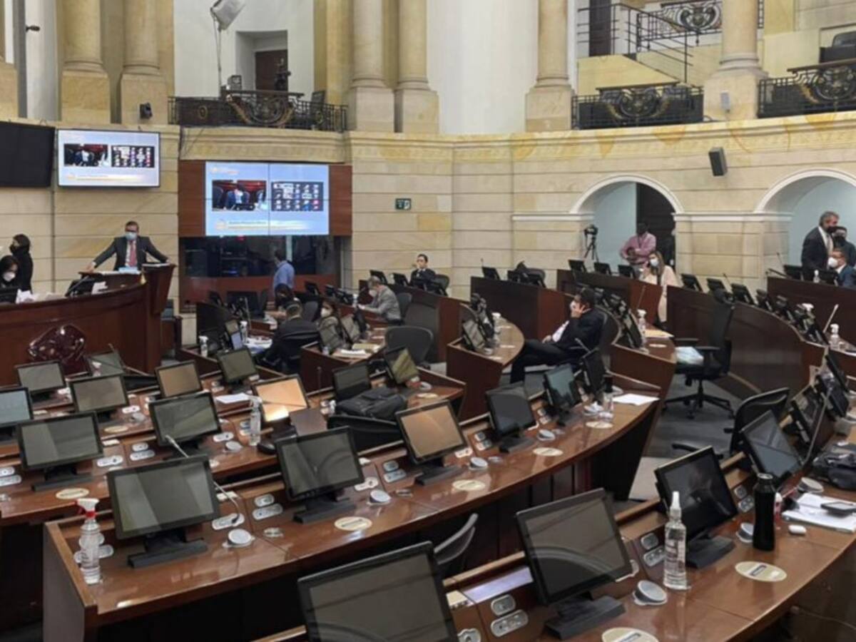 Así recibió el Congreso la designación de Carmen L. Valderrama como MinTIC