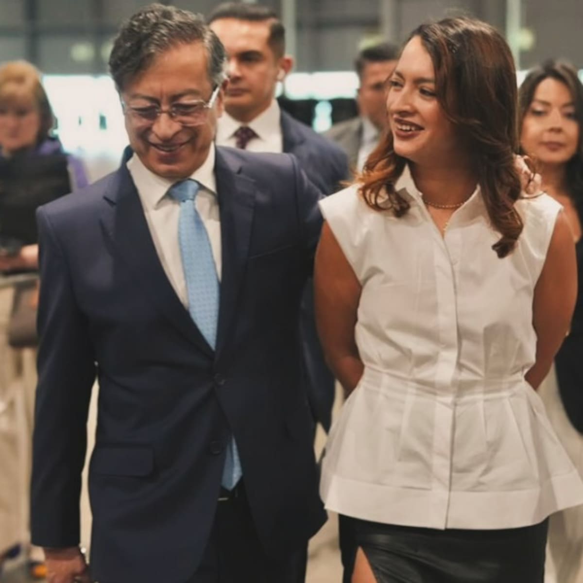No tiene vicios; a duras penas sabe qué es la marihuana: Andrea Petro sobre su padre, Gustavo Petro