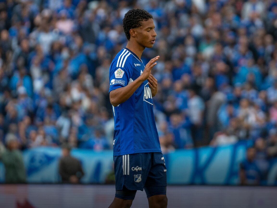 Sander Navarro, lateral derecho de Millonarios / Twitter: @MillosFCoficial.
