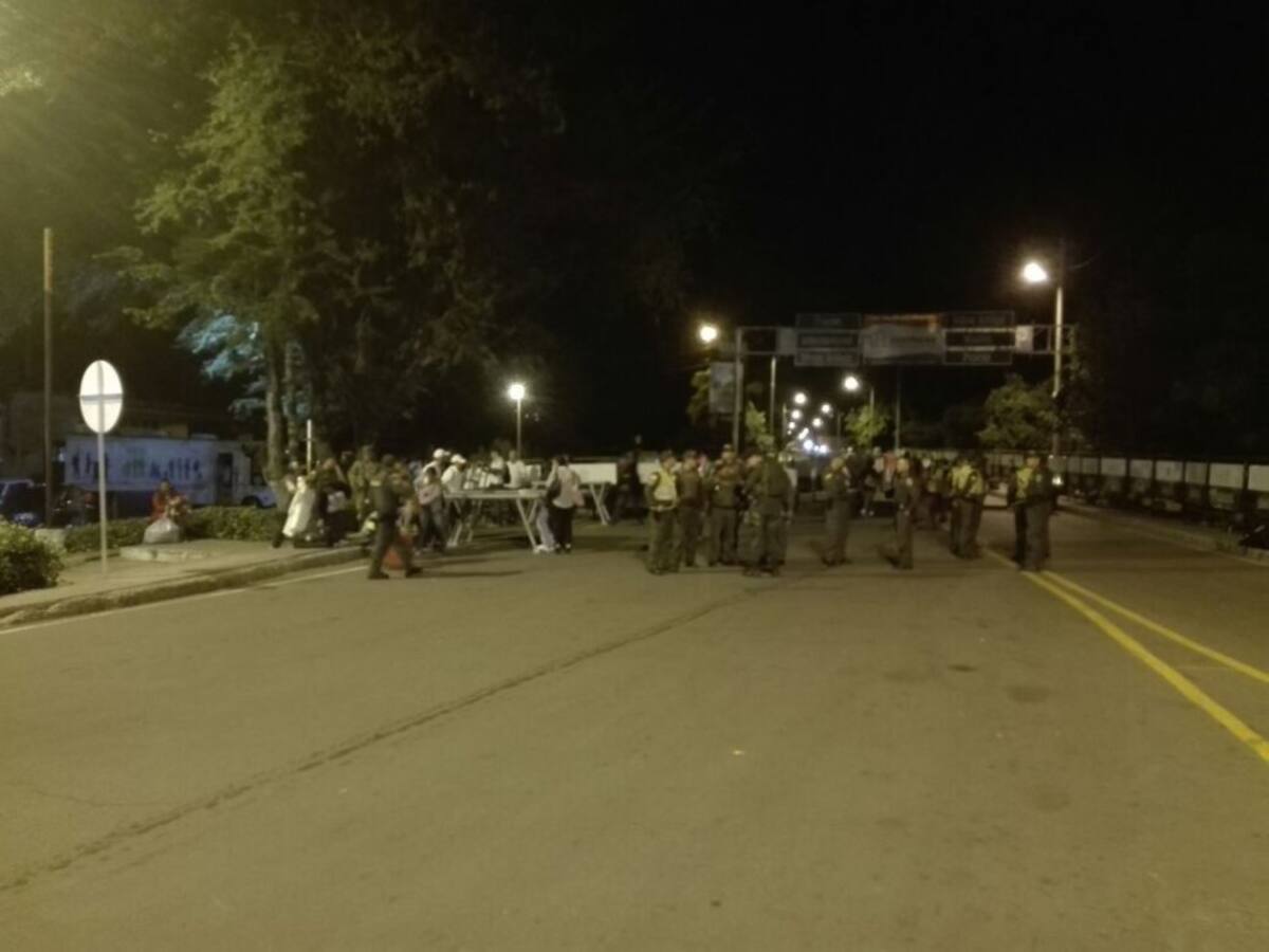 Por el Puente Unión, un paso peatonal habilitado que comunica a Cúcuta con el norte de Venezuela, han ingresado más de 800 personas.