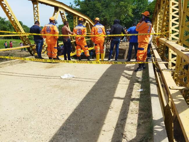 “Ni Alcaldía ni autoridades atienden emergencia del puente caído en Magdalena”: comunidad