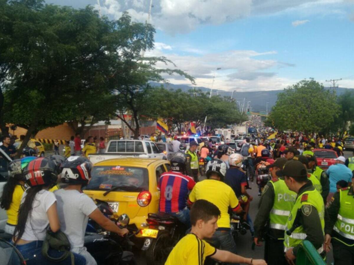 La Selección Colombia llegó a Venezuela tras una cálida despedida en Cúcuta