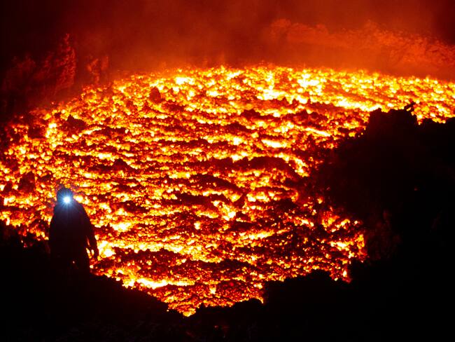 Uno de los volcanes ubicados en la región de Kamchatka, el el oriente de Rusia. 
(Foto: MAXIM FESYUNOV/AFP via Getty Images)