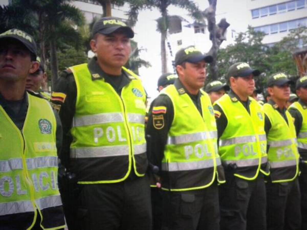 Renuncia del general Palomino era necesaria por la imagen de la institución: Policías Armenia