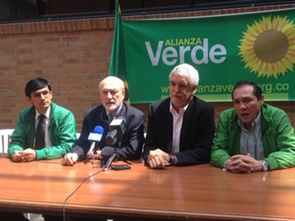 ​Los verdes votaron en contra de Santos y Zuluaga: Sanguino