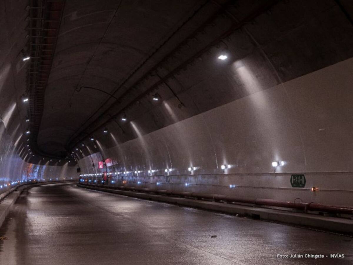 Entrega Túnel de la Línea fundamental en la reactivación: Duque