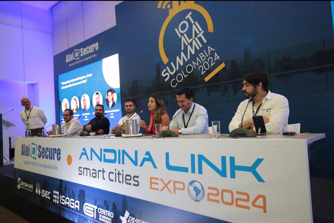 Más de 200 expertos y empresas de tecnología se reunieron en Cartagena