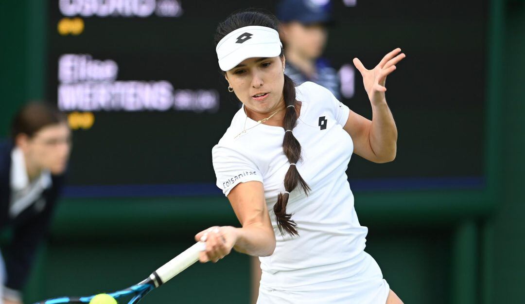 Camila Osorio en su debut en Wimbledon 2022.