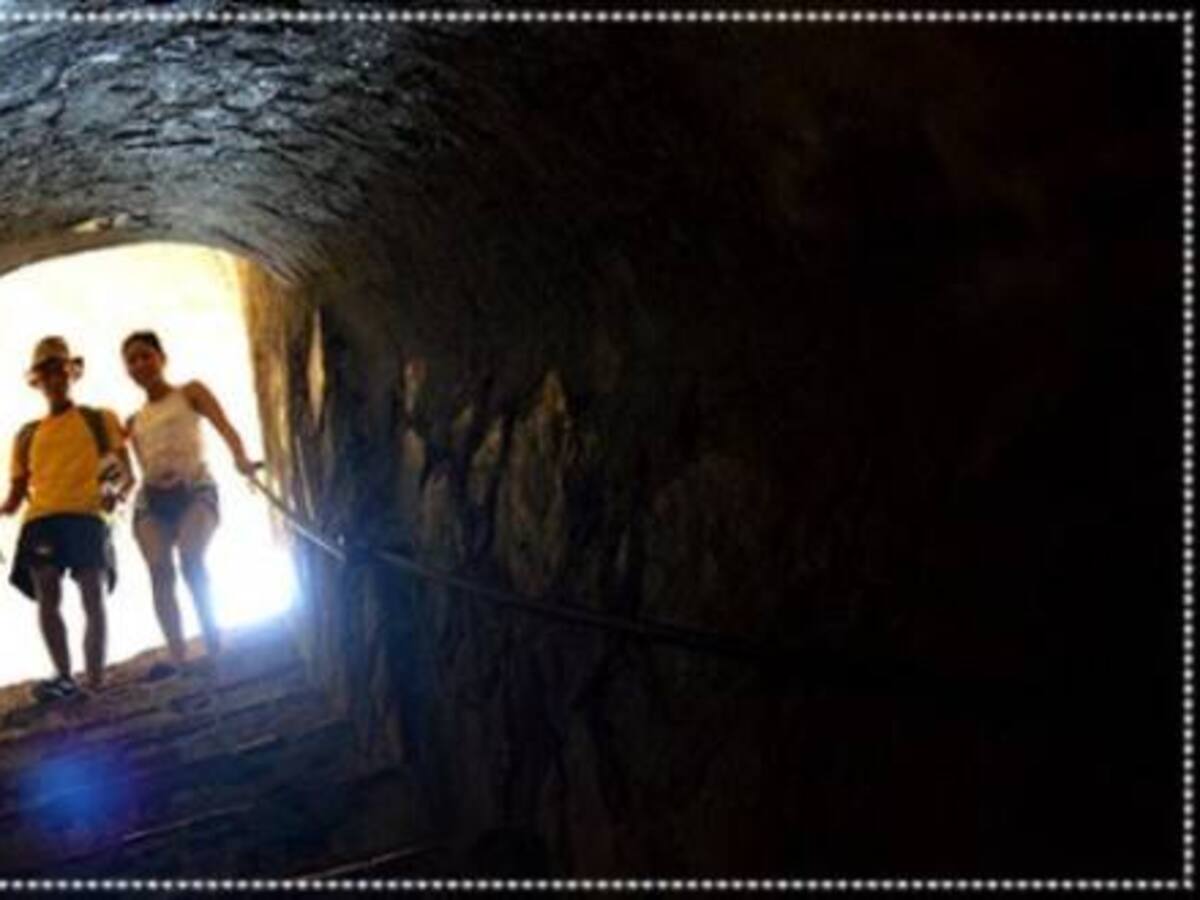 Colombianos aprovechan la última jornada de entrada gratis al Castillo de San Felipe
