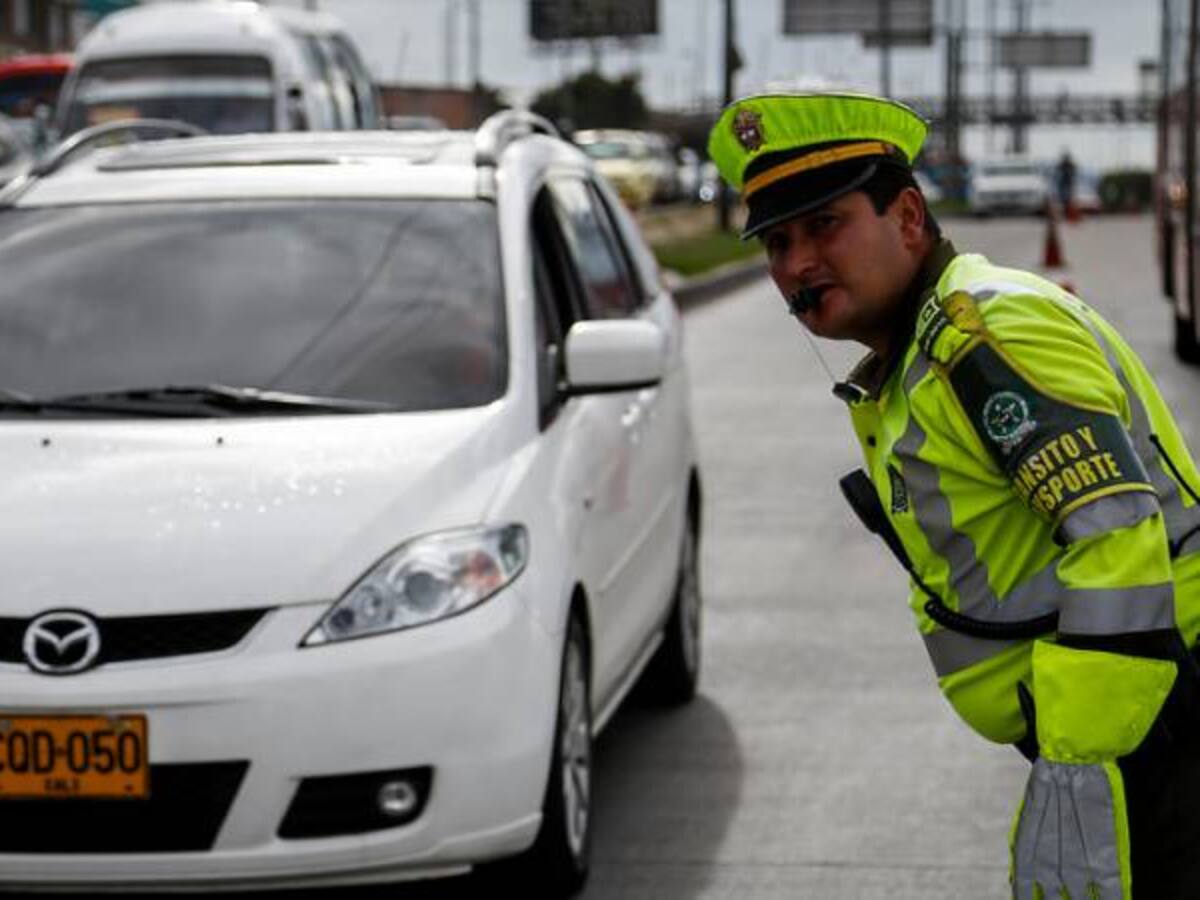 Aun sin pico y placa habrá trancones en Bogotá: expertos en movilidad