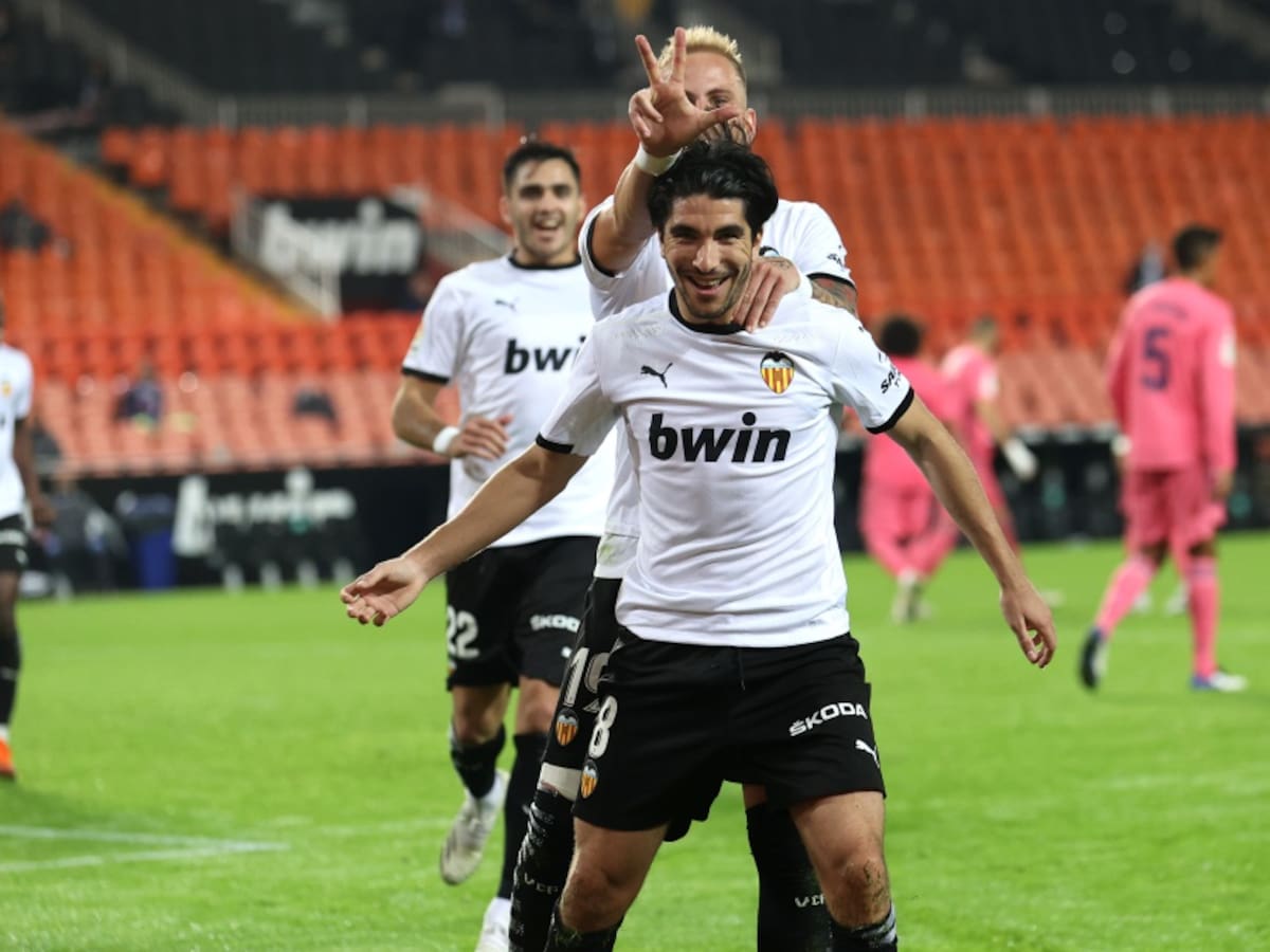 Valencia goleó al Real Madrid con tres anotaciones de penal