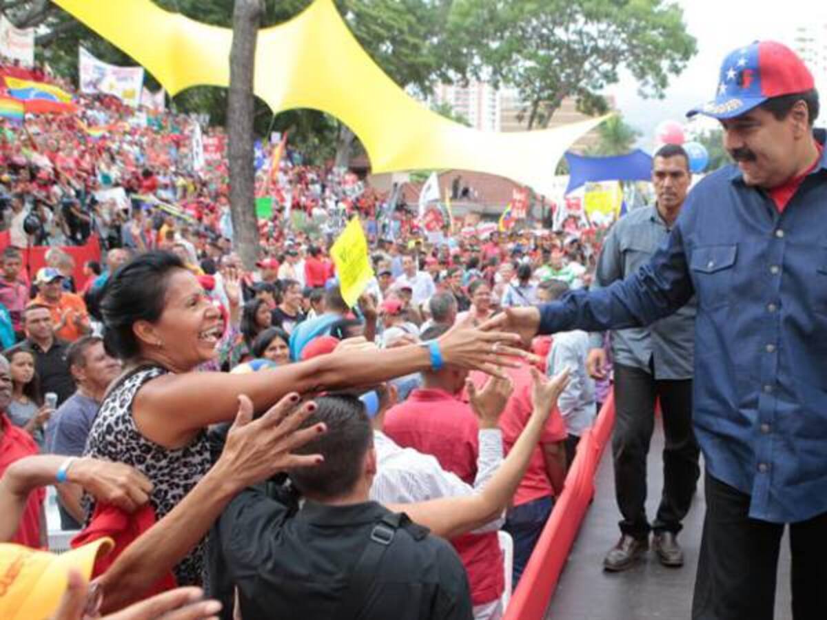 Maduro es irresponsable al pedir que ocupen fábricas inactivas: empresarios