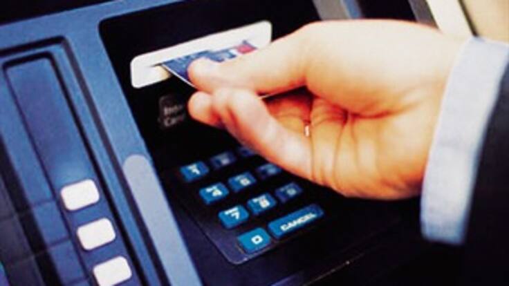 Los bancos desconocen argumentos del Gobierno para intervenir en los costos de los servicios financieros