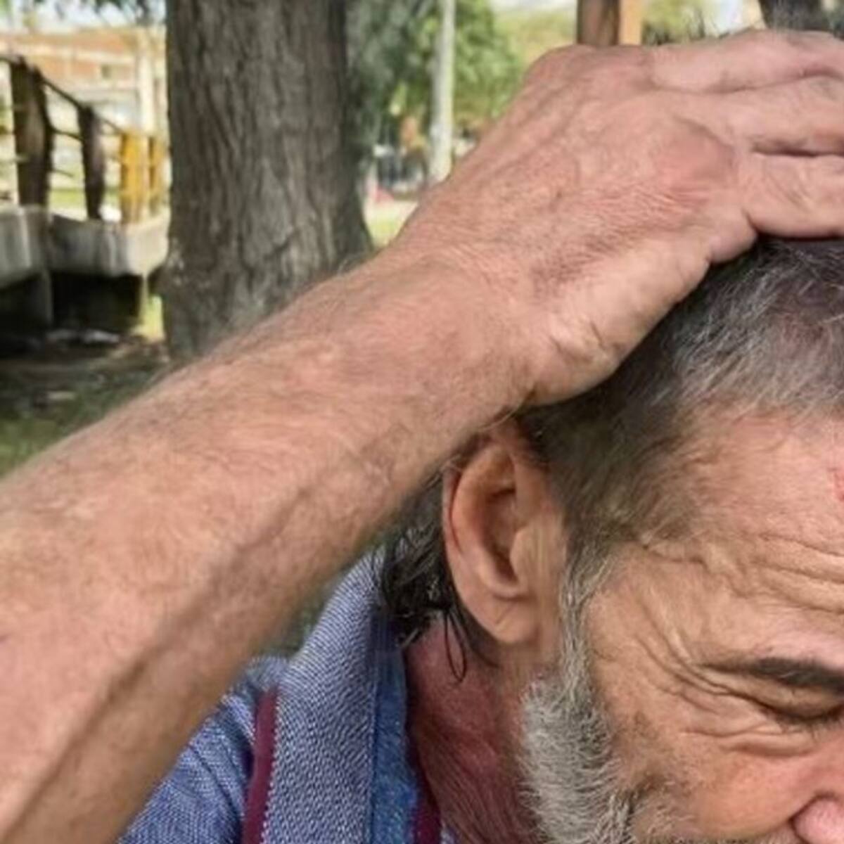 Denuncian presunto caso de maltrato a habitante de calle en un desalojo