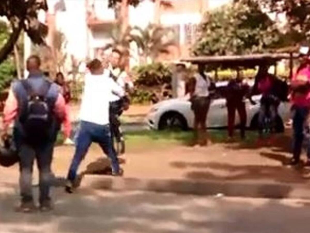Capturado en Cali hombre que agredió a un agente de transito