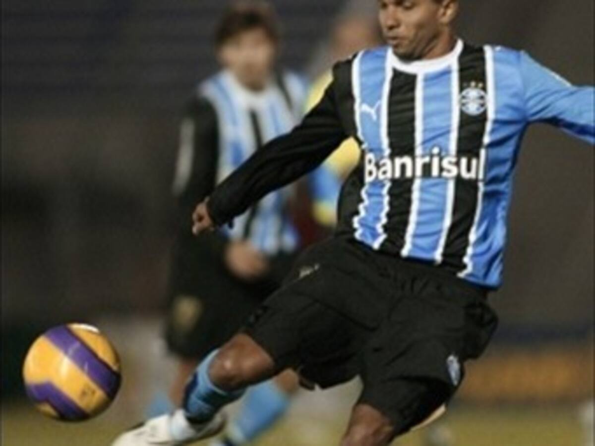 Nacional de Uruguay y Gremio de Brasil a semifinales de la Copa Libertadores