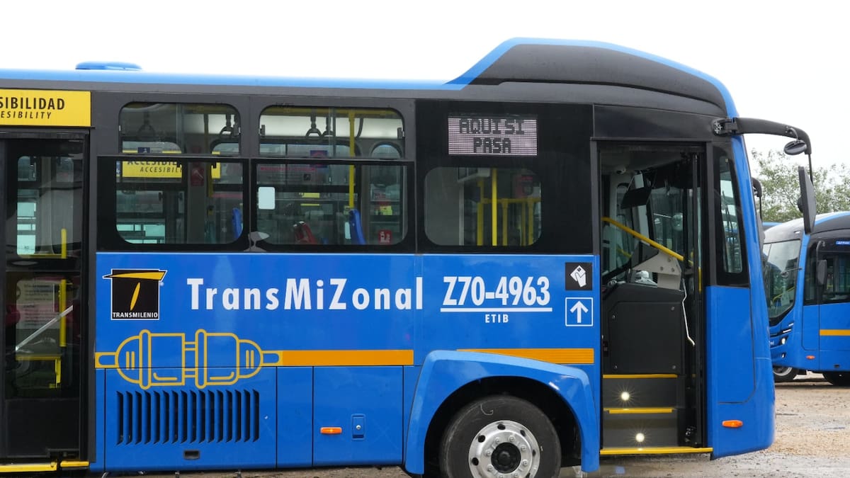 ¿La carga rápida de baterías podría cambiar la operación de los buses eléctricos en Bogotá?