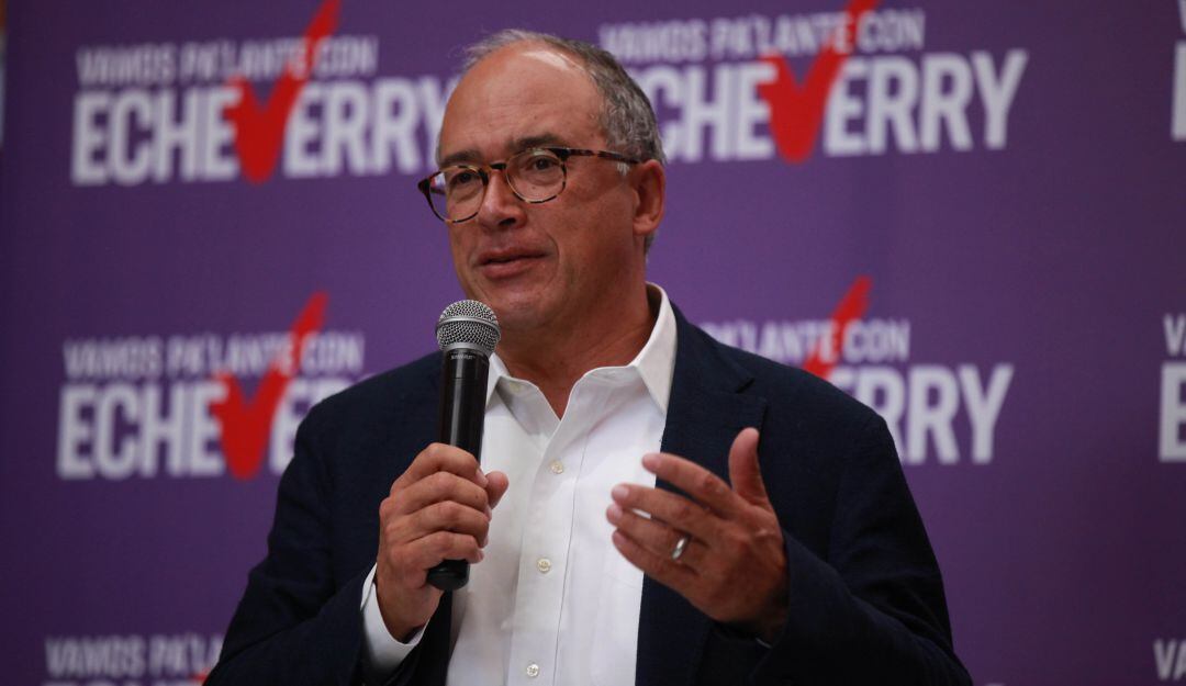 La propuesta fue planteada en redes sociales por Echeverry y aún no ha habido respuesta de Gaviria, Gutierrez y Peñalosa