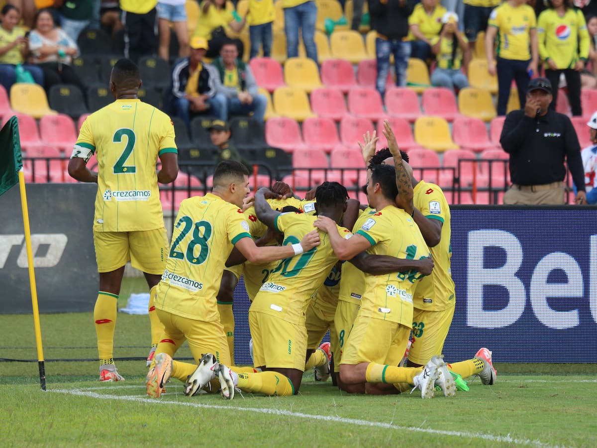 Bucaramanga, ‘superlíder del fútbol colombiano: venció en casa al Cali