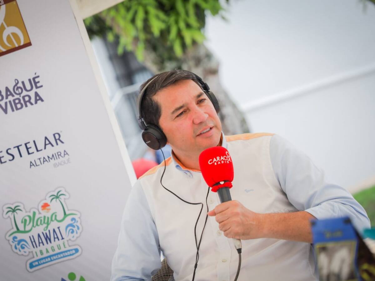 “Tenemos que salir del atraso”: Andrés Hurtado