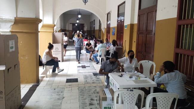 La Misión de Observación Electoral aseguró que hubo denuncias sobre presunta compra de votos en la zona norte de la ciudad