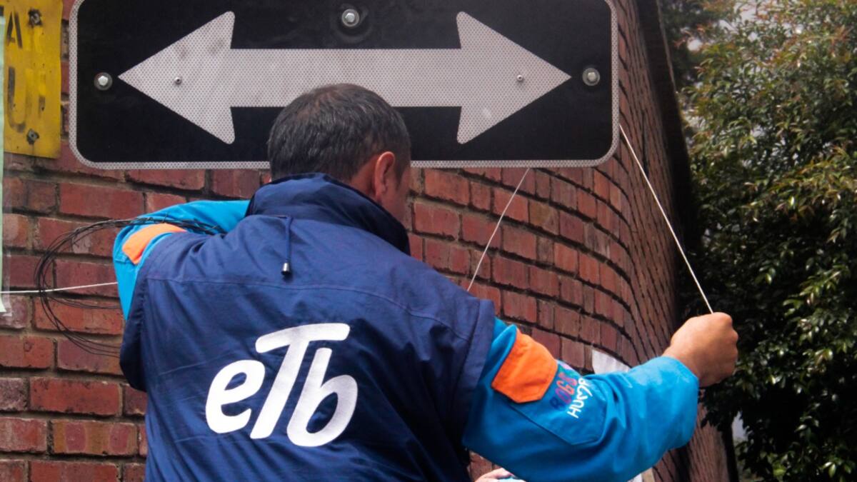 Trabajadores denuncian malas condiciones laborales en la empresa ETB