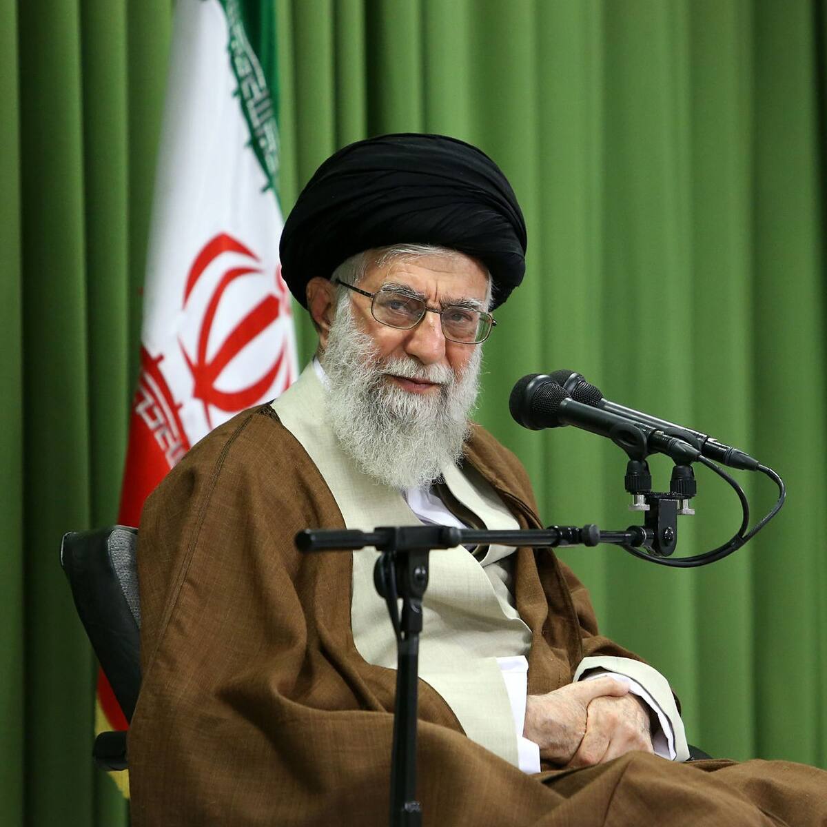 Alí Jameneí decidió conscientemente quedarse en su lugar de trabajo pese al riesgo