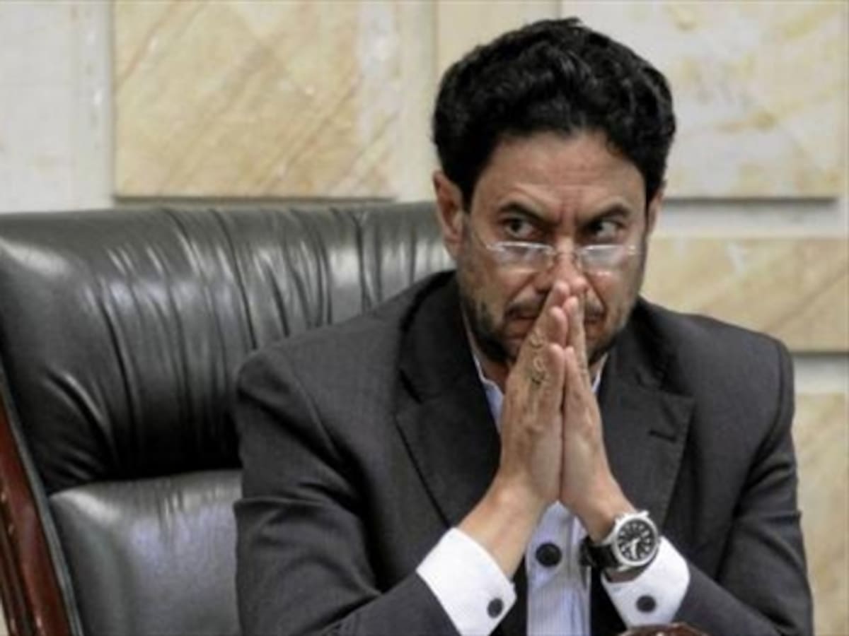 El “equivocado” tweet de Iván Cepeda sobre las Farc