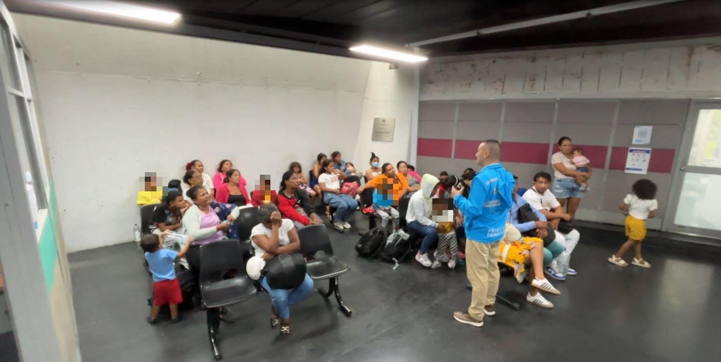 Desplazados de Sur de Bolívar en Medellín- foto Personería