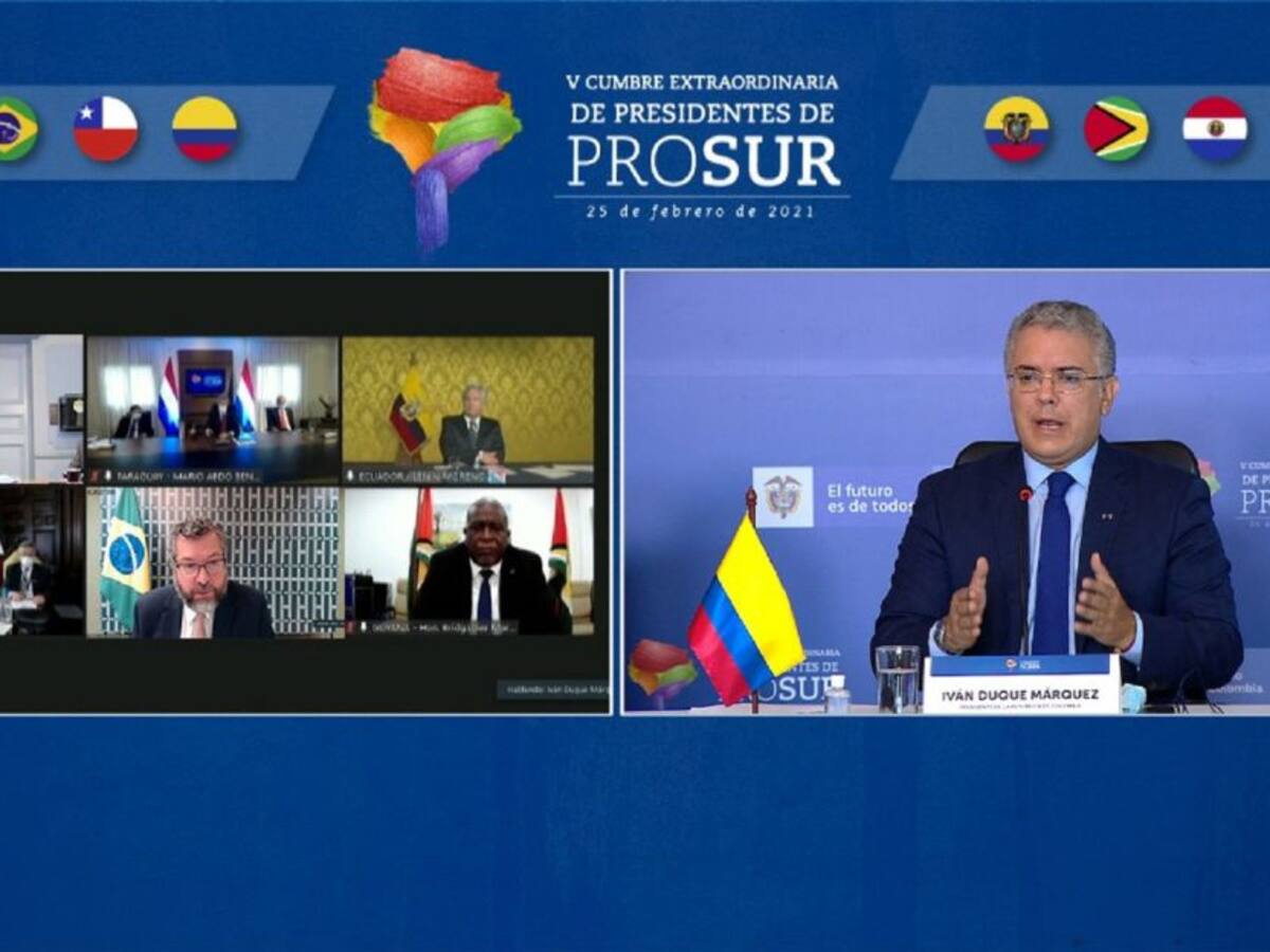 Duque pide a la OPS claridad sobre entrega de vacunas COVAX a Colombia